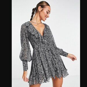 Topshop Black & White Star Print Ruffle Long Sleeve Wrap Dress 6 NWT